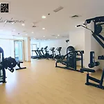Mira Holiday Homes - Lovely 2-Bedroom Serviced Apartment With Free Beach Access - Azizi Mina